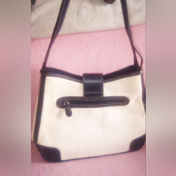 Authentic CarryLand Bag Size Medium Navy Blue - Picture 15 of 16